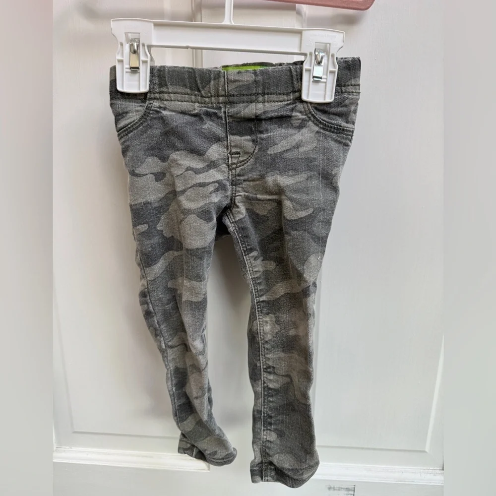 Old Navy 2T Girls Green Gray Camo Kids Stretch Jeans Jeggings